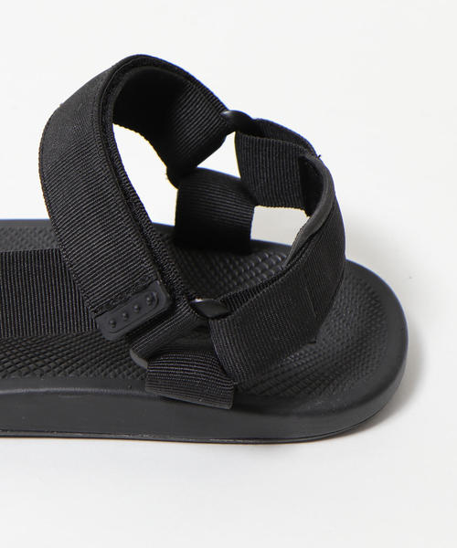 coen（コーエン）の「【『リンネル』6月号掲載・毎年人気】スポーツサンダル（サンダル・レディース・ベージュ/ブラック/シルバー・SMALL/MEDIUM/LARGE）」の7枚目の写真