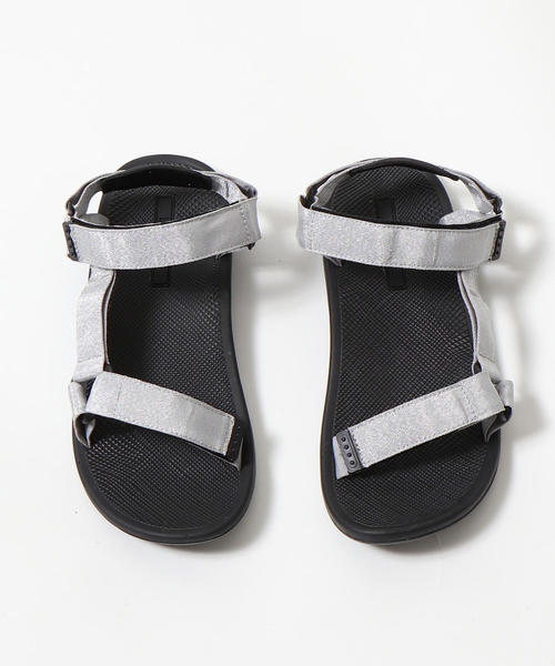 coen（コーエン）の「【『リンネル』6月号掲載・毎年人気】スポーツサンダル（サンダル・レディース・ベージュ/ブラック/シルバー・SMALL/MEDIUM/LARGE）」の10枚目の写真