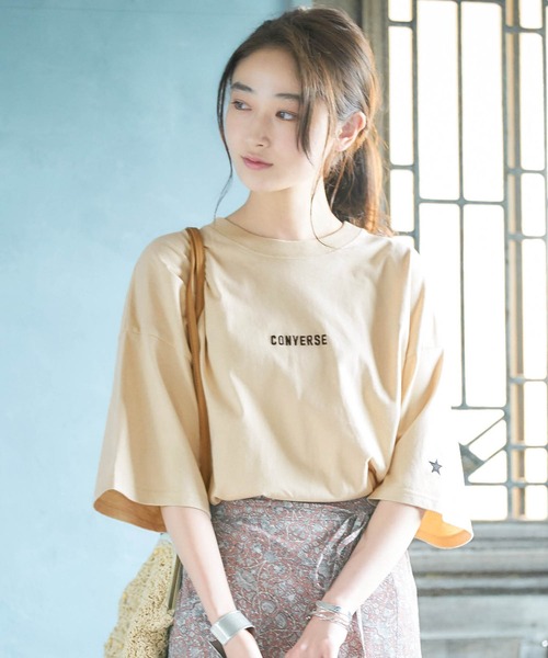 CONVERSE(コンバース)の「▽WEB限定 CONVERSE/コンバース 別注ロゴ刺繍 半袖 ビッグシルエットカットソー(Tシャツ/カットソー・メンズ・ピンク/杢グレー/ホワイト/ブラック/オレンジ/ネイビー/ベージュ/ボルドー/チャコール/グリーン系その他/ライトブルー/パープル系その他/ベージュ系その他/グリーン系その他2/ブルー系その他/その他4/グリーン系その他3/その他18/その他20/その他12/その他10/その他19/その他9/その他5/その他11/その他22/ベージュ系その他2/その他21/その他13/その他26/その他8/その他14/パープル系その他2/その他23/その他15/その他1/その他3/その他/その他17/その他25/その他7/その他2/その他16/その他24/その他6・FREE/M/S)」の6枚目の写真