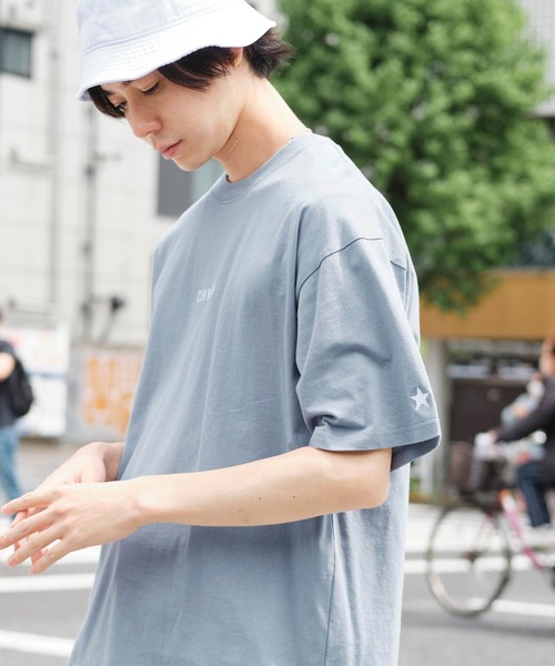 CONVERSE(コンバース)の「▽WEB限定 CONVERSE/コンバース 別注ロゴ刺繍 半袖 ビッグシルエットカットソー(Tシャツ/カットソー・メンズ・ピンク/杢グレー/ホワイト/ブラック/オレンジ/ネイビー/ベージュ/ボルドー/チャコール/グリーン系その他/ライトブルー/パープル系その他/ベージュ系その他/グリーン系その他2/ブルー系その他/その他4/グリーン系その他3/その他18/その他20/その他12/その他10/その他19/その他9/その他5/その他11/その他22/ベージュ系その他2/その他21/その他13/その他26/その他8/その他14/パープル系その他2/その他23/その他15/その他1/その他3/その他/その他17/その他25/その他7/その他2/その他16/その他24/その他6・FREE/M/S)」の13枚目の写真