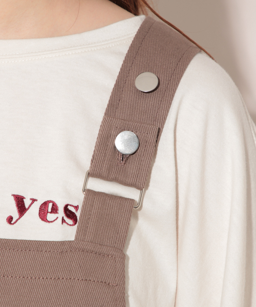 apres jour（アプレジュール）の「ワッペン付きジャンスカ【ZOZOTOWN限定アイテム】（ワンピース・レディース・オフホワイト/モカ・フリー）」の5枚目の写真