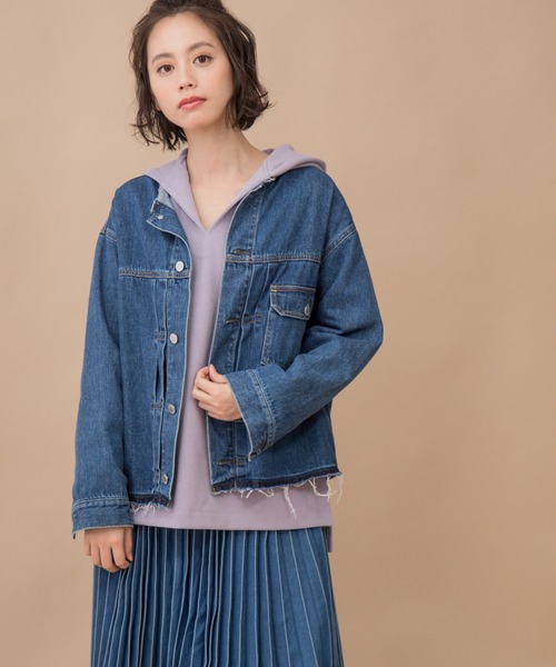 Munich(ミューニック)の「ブリーチデニムノーカラーブルゾン(デニムジャケット・レディース・インディゴブルー・S/XS)」の18枚目の写真