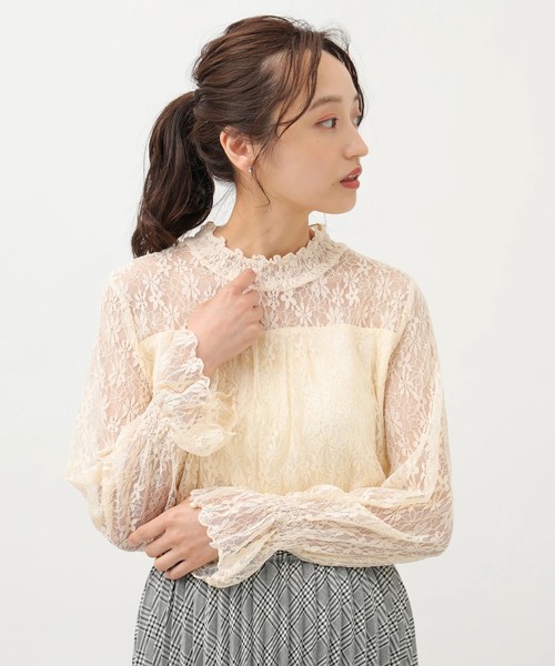 earth music&ecology（アースミュージックアンドエコロジー）の「長袖総レースシャーリングプルオーバー＊（Tシャツ/カットソー・レディース・ブラック/ブラウン/アイボリー/ラベンダー・S/M）」の2枚目の写真