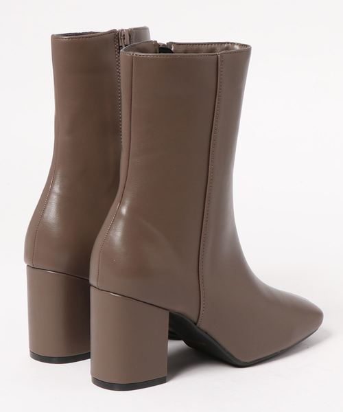 KOBE LETTUCE（コウベレタス）の「スクエアトゥ太ヒールミドルブーツ（ブーツ・レディース・ブラック/ブラウン/アイボリー/グレイッシュベージュ/パイソン・LL/S/L/M）」の6枚目の写真