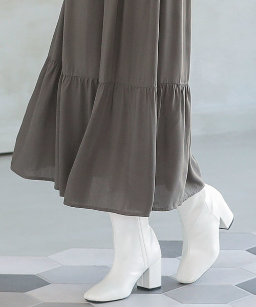 KOBE LETTUCE（コウベレタス）の「スクエアトゥ太ヒールミドルブーツ（ブーツ・レディース・ブラック/ブラウン/アイボリー/グレイッシュベージュ/パイソン・LL/S/L/M）」の2枚目の写真