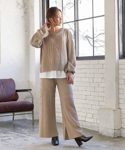 KOBE LETTUCE（コウベレタス）の「スクエアトゥ太ヒールミドルブーツ（ブーツ・レディース・ブラック/ブラウン/アイボリー/グレイッシュベージュ/パイソン・LL/S/L/M）」の12枚目の写真