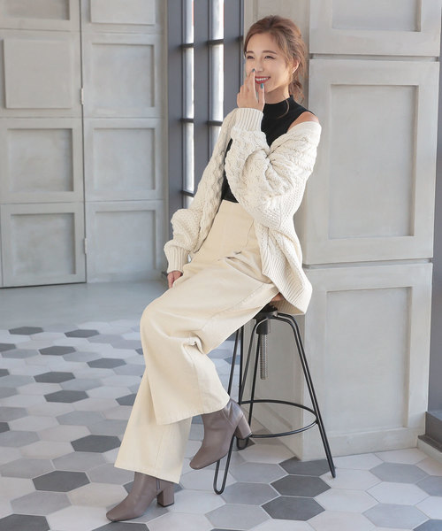 KOBE LETTUCE（コウベレタス）の「スクエアトゥ太ヒールミドルブーツ（ブーツ・レディース・ブラック/ブラウン/アイボリー/グレイッシュベージュ/パイソン・LL/S/L/M）」の15枚目の写真