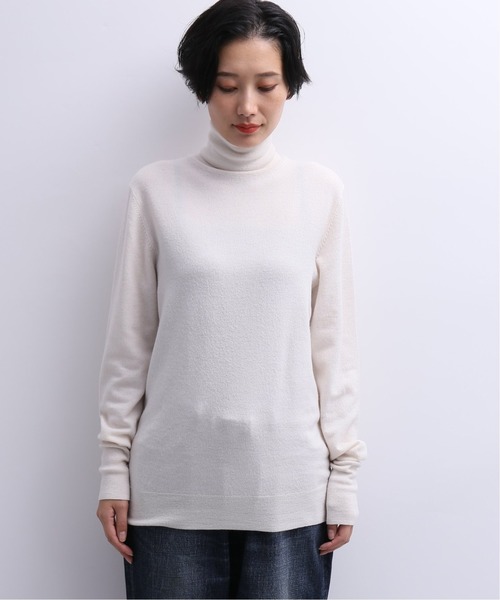 JOURNAL STANDARD LUXE(ジャーナルスタンダード ラックス)の「Super170 タートルネックプルオーバー(ニット/セーター・レディース・ホワイト/チャコールグレー・FREE)」の3枚目の写真