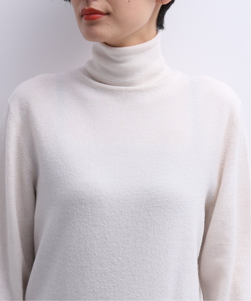 JOURNAL STANDARD LUXE(ジャーナルスタンダード ラックス)の「Super170 タートルネックプルオーバー(ニット/セーター・レディース・ホワイト/チャコールグレー・FREE)」の6枚目の写真