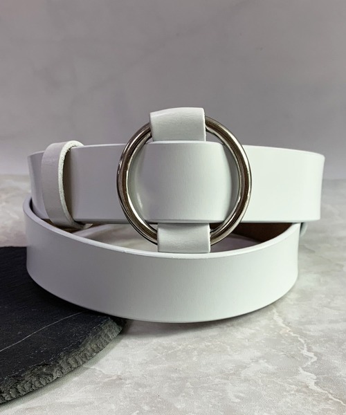 LA VORAGINE（ラ ヴォラジネ）の「レザーベルト（ベルト・レディース・その他/ホワイト系その他2/ホワイト系その他4/ホワイト系その他5/ブラック系その他2/ブラック系その他3/ブラック系その他4/ブラック系その他5/ブラック系その他6/ブラック系その他7/ブラウン系その他2/ブラウン系その他3/ブラウン系その他4/ブラウン系その他5/ブラウン系その他6/ブラウン系その他7/イエロー系その他2/イエロー系その他3/イエロー系その他6/イエロー系その他7/レッド系その他2/レッド系その他3/レッド系その他4/レッド系その他5/レッド系その他6/レッド系その他7/イエロー系その他/その他1/その他2/ホワイト系その他/ブラック系その他/ブラウン系その他/レッド系その他/レッド/ブラウン/イエロー系その他5/イエロー系その他4/その他3/その他4/ブラック/ホワイト/その他5/その他6/その他7/その他8・FREE）」の5枚目の写真