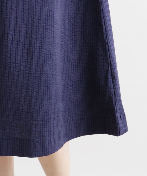 Champion(チャンピオン)の「Champion リブハイネックフレアワンピース(ワンピース・レディース・ベージュ/ネイビー・02)」の11枚目の写真