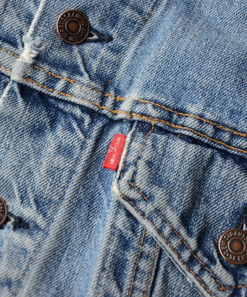 Levi's（リーバイス）の「【ヴィンテージ古着】70's～ Levi's/リーバイス 70505 デニムジャケット クラッシュ！（デニムジャケット・メンズ・ブルー・MEDIUM）」の4枚目の写真