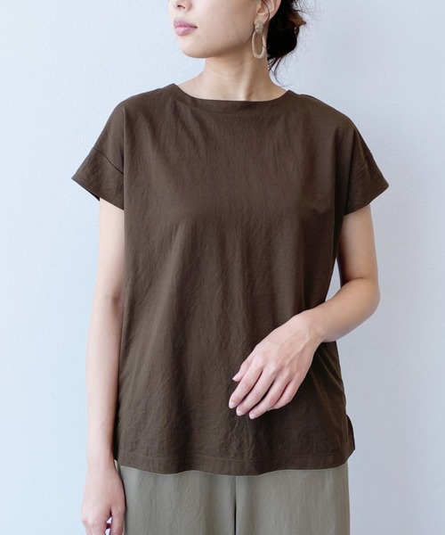 LAKOLE(ラコレ)の「【接触冷感】コンパクトピケフレンチプルオーバー / LAKOLE(Tシャツ/カットソー・レディース・ブラック/キャメル/ライトベージュ/ダークブラウン/カーキ・MEDIUM/SMALL)」の3枚目の写真