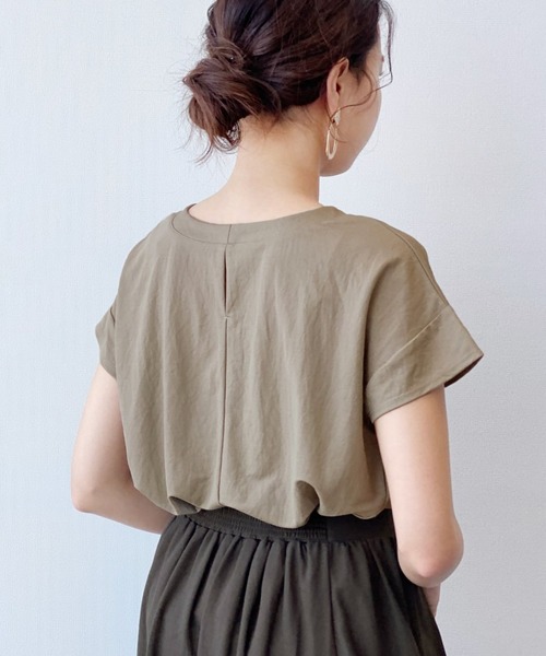 LAKOLE(ラコレ)の「【接触冷感】コンパクトピケフレンチプルオーバー / LAKOLE(Tシャツ/カットソー・レディース・ブラック/キャメル/ライトベージュ/ダークブラウン/カーキ・MEDIUM/SMALL)」の5枚目の写真