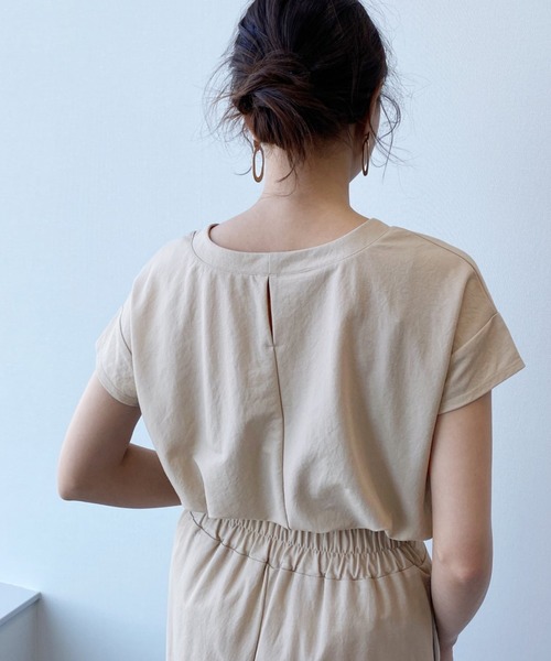 LAKOLE(ラコレ)の「【接触冷感】コンパクトピケフレンチプルオーバー / LAKOLE(Tシャツ/カットソー・レディース・ブラック/キャメル/ライトベージュ/ダークブラウン/カーキ・MEDIUM/SMALL)」の13枚目の写真