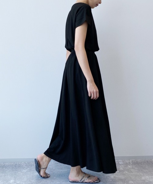 LAKOLE(ラコレ)の「【接触冷感】コンパクトピケフレンチプルオーバー / LAKOLE(Tシャツ/カットソー・レディース・ブラック/キャメル/ライトベージュ/ダークブラウン/カーキ・MEDIUM/SMALL)」の7枚目の写真