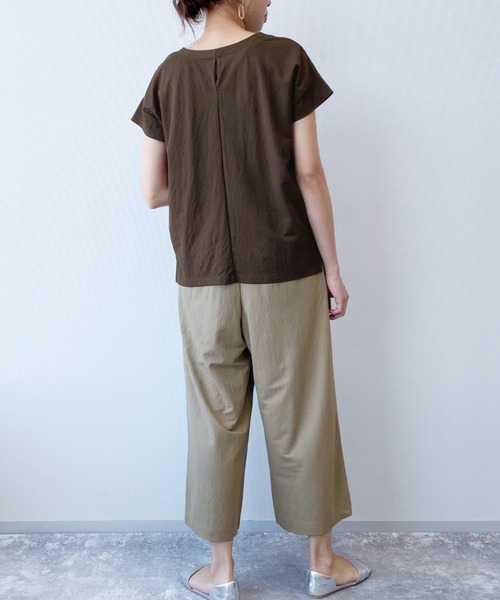 LAKOLE(ラコレ)の「【接触冷感】コンパクトピケフレンチプルオーバー / LAKOLE(Tシャツ/カットソー・レディース・ブラック/キャメル/ライトベージュ/ダークブラウン/カーキ・MEDIUM/SMALL)」の10枚目の写真