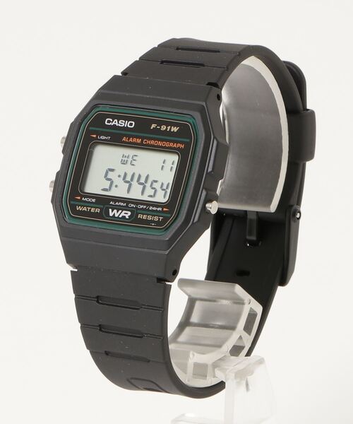 CASIO(カシオ)の「【CASIO(カシオ)】スタンダードデジタル(デジタル腕時計・レディース・ゴールド/ブルー/ブラック系その他・FREE)」の2枚目の写真