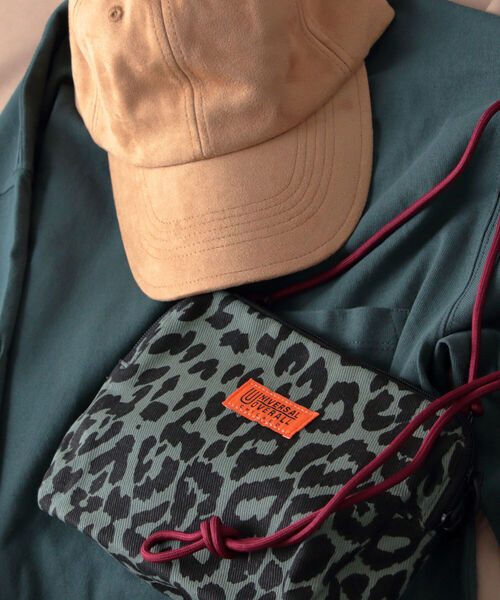 UNIVERSAL OVERALL（ユニバーサルオーバーオール）の「【UNIVERSAL OVERALL/ユニバーサルオーバーオール】NEW DELTA サコッチ #UVO-064（ショルダーバッグ・メンズ・ブラック/ダークグリーン/ベージュ/ライトパープル・FREE）」の4枚目の写真