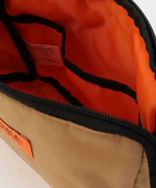 UNIVERSAL OVERALL（ユニバーサルオーバーオール）の「【UNIVERSAL OVERALL/ユニバーサルオーバーオール】NEW DELTA サコッチ #UVO-064（ショルダーバッグ・メンズ・ブラック/ダークグリーン/ベージュ/ライトパープル・FREE）」の13枚目の写真