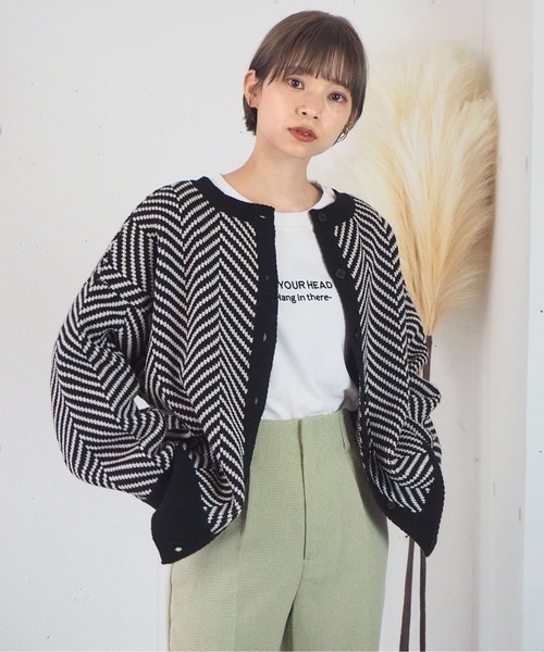 tiptop（ティップトップ）の「前後2wayニットカーディガン（カーディガン/ボレロ・レディース・アイボリー/グレイッシュベージュ/パープル/ブルー/ダークブルー/A/B/C/ライトベージュ/キナリ/グレー/グリーン系その他/ブルー系その他/グリーン/ピンク/ライトグレー・FREE）」の15枚目の写真