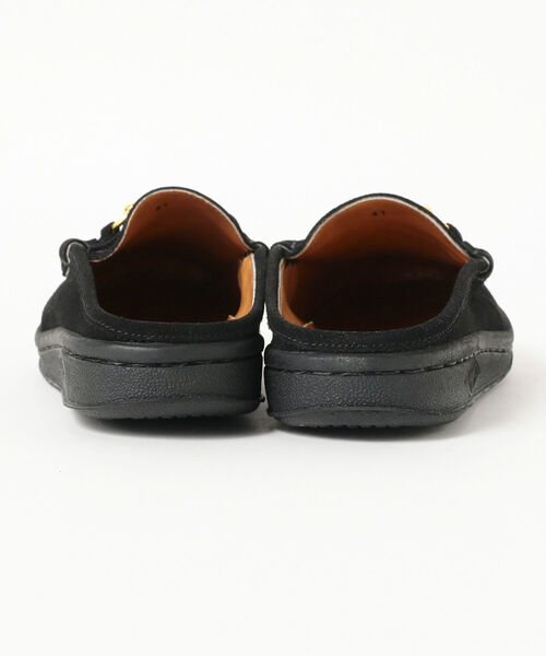 MANEBU（マネブ）の「MANEBU / ビット スエード スリッパ