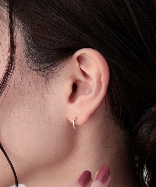 COCOSHNIK(ココシュニック)の「K18マーキース スタッドピアス(ピアス(両耳用)・レディース・ホワイト系その他7・00)」の7枚目の写真