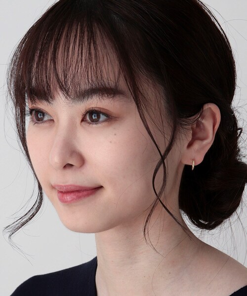 COCOSHNIK(ココシュニック)の「K18マーキース スタッドピアス(ピアス(両耳用)・レディース・ホワイト系その他7・00)」の2枚目の写真
