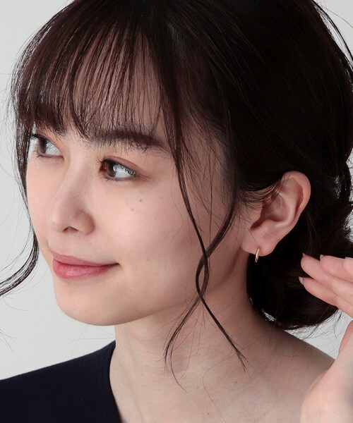 COCOSHNIK(ココシュニック)の「K18マーキース スタッドピアス(ピアス(両耳用)・レディース・ホワイト系その他7・00)」の8枚目の写真