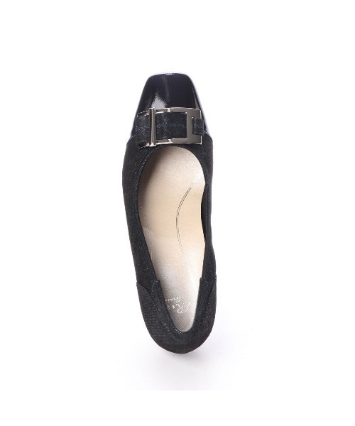 Riz raffinee(リズラフィーネ)の「【高機能】バックルモチーフコンビパンプス(パンプス・レディース・ブラック/ベージュ系その他7/ホワイト×シルバー/その他15/ライトベージュ/トリコロール/グレー/その他24/ダークブラウン/グレー系その他5/タイガーカモ・23cm/24.5cm/22.5cm/24cm/23.5cm/22cm)」の16枚目の写真