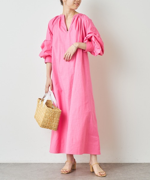 Omekashi（オメカシ）の「シャーリングネックワンピース（ワンピース・レディース・ピンク/オフホワイト/ブラック・38/36）」の13枚目の写真