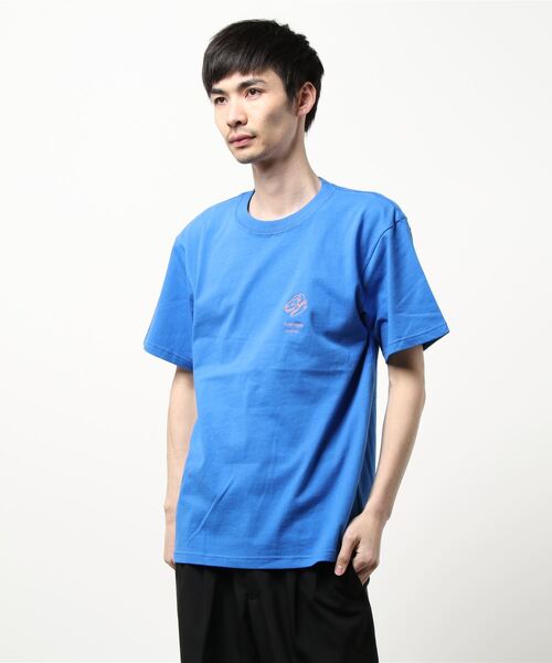 CONVERSE STARS（コンバーススターズ）の「ダイナソー刺繍Tシャツ（Tシャツ/カットソー・メンズ・ホワイト/ブラック/ブルー・LARGE/MEDIUM）」の14枚目の写真