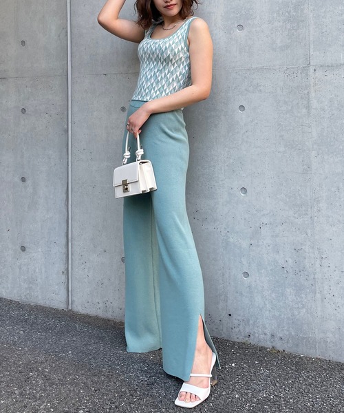 SPIRALGIRL（スパイラルガール）の「ジャガードニットセットアップ（ワンピース・レディース・ブラック/グリーン・FREE）」の5枚目の写真