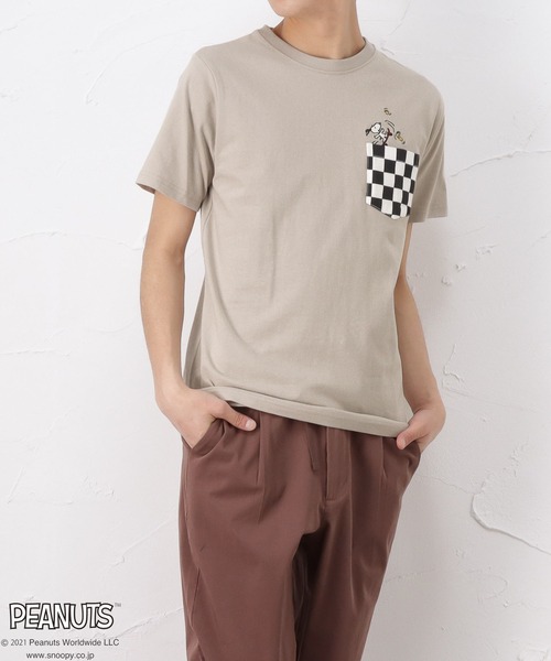 PEANUTS(ピーナッツ)の「チェッカーフラッグ ポケット付き 半袖Tシャツ(Tシャツ/カットソー・メンズ・ブラック/ベージュ/ホワイト・M/L/XL)」の3枚目の写真
