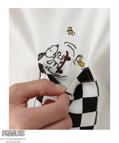 PEANUTS(ピーナッツ)の「チェッカーフラッグ ポケット付き 半袖Tシャツ(Tシャツ/カットソー・メンズ・ブラック/ベージュ/ホワイト・M/L/XL)」の9枚目の写真