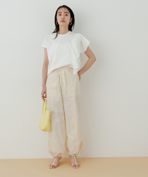 ADAM ET ROPE'(アダムエロペ)の「【ZOZO限定】コットンナイロンパラシュートパンツ(その他パンツ・レディース・オフホワイト/グリーン系その他・38/36)」の5枚目の写真