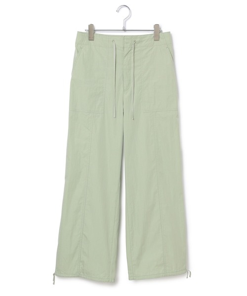 ADAM ET ROPE'(アダムエロペ)の「【ZOZO限定】コットンナイロンパラシュートパンツ(その他パンツ・レディース・オフホワイト/グリーン系その他・38/36)」の8枚目の写真