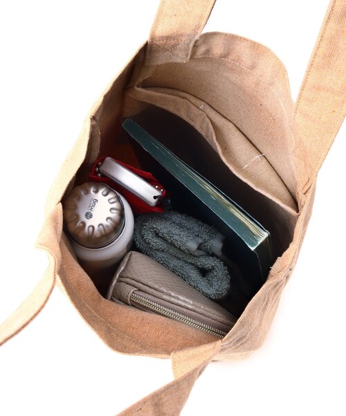 SHOO・LA・RUE（シューラルー）の「◆リサイクルトートバッグM（前ポケット）（トートバッグ・レディース・ベージュ/ネイビー/オレンジ/イエロー/アイボリー・00）」の10枚目の写真