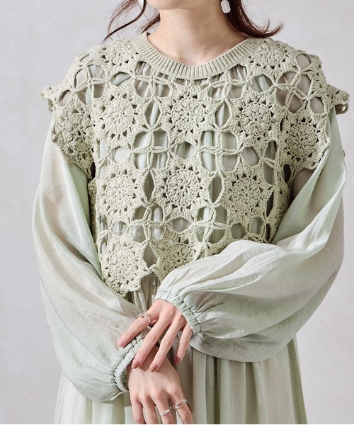 手編みアネモネ ❁363〜374 acro（アクロ）の「かぎ針編みフレンチスリーブニットトップス/AC1033