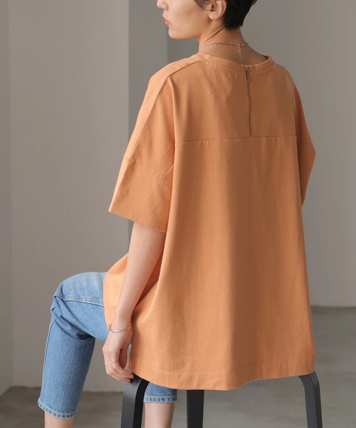 AMERICAN HOLIC（アメリカンホリック）の「バックZIP半袖カットプルオーバー　＊（Tシャツ/カットソー・レディース・オフホワイト/ブラック/オレンジ/アイボリー・M/L）」の4枚目の写真