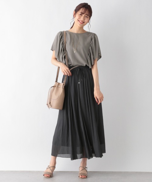 GLOBAL WORK（グローバルワーク）の「フレンチリネン混フリルブラウス/942769（シャツ/ブラウス・レディース・ホワイト/ブラック/ベージュ系その他/ブルー系その他/グレー系その他7・MEDIUM/LARGE）」の6枚目の写真