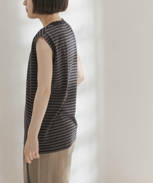 FORK&SPOON（フォークアンドスプーン）の「FORK&SPOON　アウトフィットノースリーブTシャツ（Tシャツ/カットソー・レディース・ブラック/ネイビー/オフホワイト・ONE）」の5枚目の写真