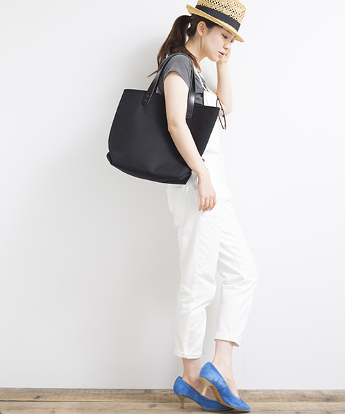 B:MING by BEAMS(ビーミングバイビームス)の「ビーミング by ビームス / NEWデニムサロペット(サロペット/オーバーオール・レディース・ブラック/ブルー/ネイビー/ホワイト・MEDIUM/SMALL)」の5枚目の写真