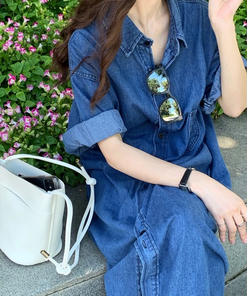 Jewelobe（ジュエローブ）の「ポイント刺繍デニムシャツワンピース（ワンピース・レディース・ブルー・FREE）」の14枚目の写真