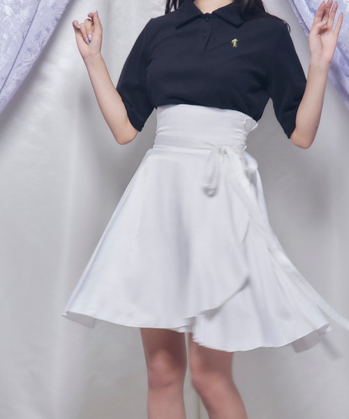 Romansual（ロマンシュアル）の「Romansual/サテンバレリーナフレアスカート（スカート・レディース・ホワイト/ブラック・SMALL/MEDIUM）」の4枚目の写真