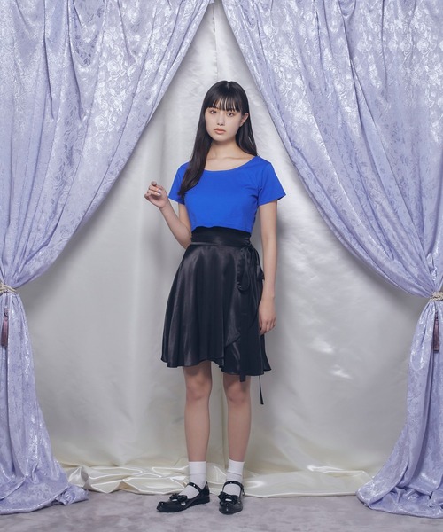 Romansual（ロマンシュアル）の「Romansual/サテンバレリーナフレアスカート（スカート・レディース・ホワイト/ブラック・SMALL/MEDIUM）」の11枚目の写真