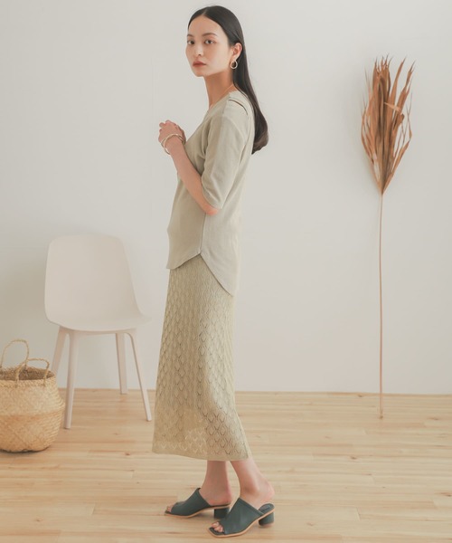 SENSE OF PLACE by URBAN RESEARCH(センスオブプレイスバイアーバンリサーチ)の「レイヤードボタンディテールトップ(Tシャツ/カットソー・レディース・イエロー/ブラック/ライトベージュ・ONE)」の9枚目の写真