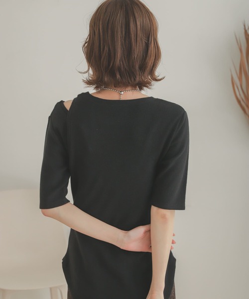 SENSE OF PLACE by URBAN RESEARCH(センスオブプレイスバイアーバンリサーチ)の「レイヤードボタンディテールトップ(Tシャツ/カットソー・レディース・イエロー/ブラック/ライトベージュ・ONE)」の14枚目の写真