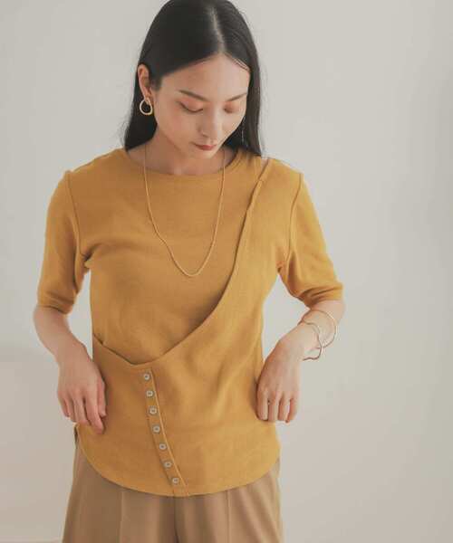 SENSE OF PLACE by URBAN RESEARCH(センスオブプレイスバイアーバンリサーチ)の「レイヤードボタンディテールトップ(Tシャツ/カットソー・レディース・イエロー/ブラック/ライトベージュ・ONE)」の21枚目の写真