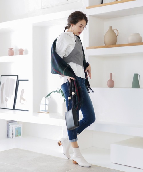 VIVIAN（ヴィヴィアン）の「クリアヒールストレッチショートブーツ（ブーツ・レディース・ブラック/ダークブラウン/アイボリー/グレー系その他7・LL/S/M/L）」の16枚目の写真